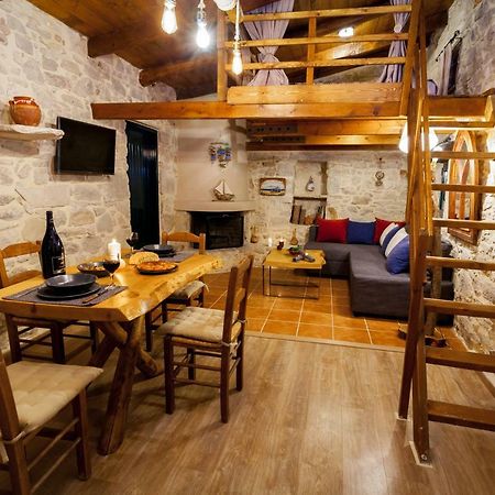 Aristidis'S Plouti Moires Guest House Eksteriør bilde