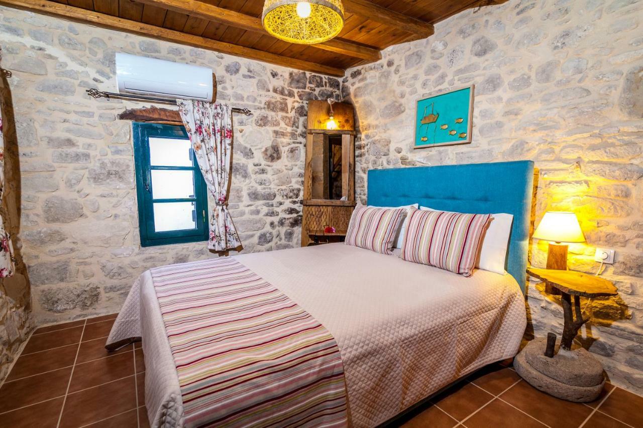 Aristidis'S Plouti Moires Guest House Eksteriør bilde